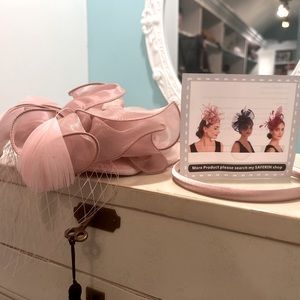 New in box rose gold fascinator